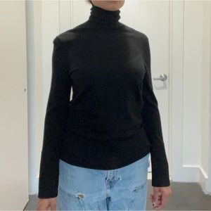 Wool turtle neck